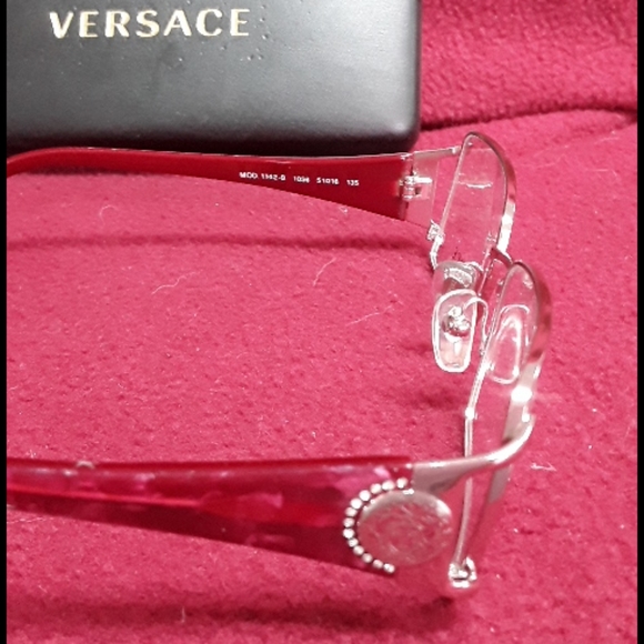 Versace Eyegass Frame Without RX - Picture 4 of 7